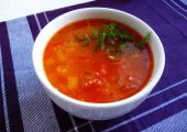 Zupa pomidorowa z soczewicą i papryką
