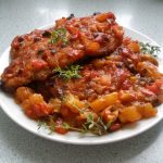 Frittata z makaronem i salami