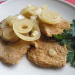 Grillowany łosoś z salsą paprykową
