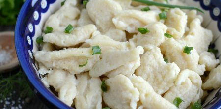 Kluski plotkarskie czyli kluski łyżką kładzione