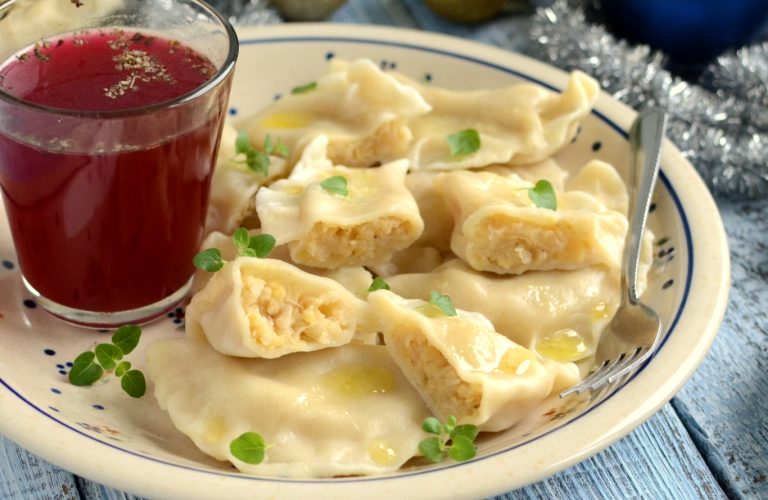 Pierogi z kapustą z grochem