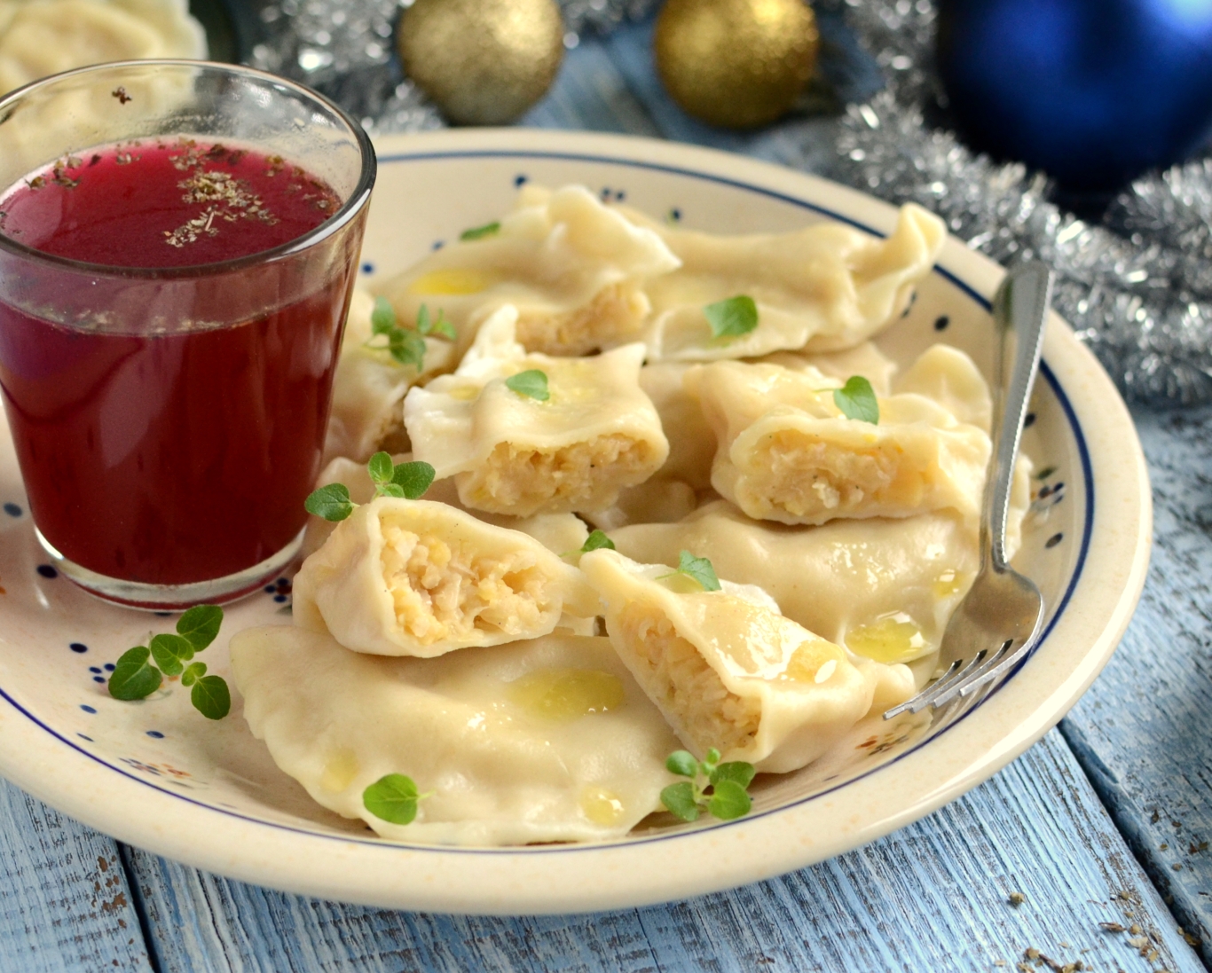 Pierogi z kapustą z grochem