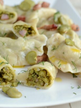 Pierogi z bobem