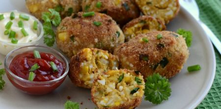 Kotleciki jajeczne z kukurydzą i szczypiorkiem
