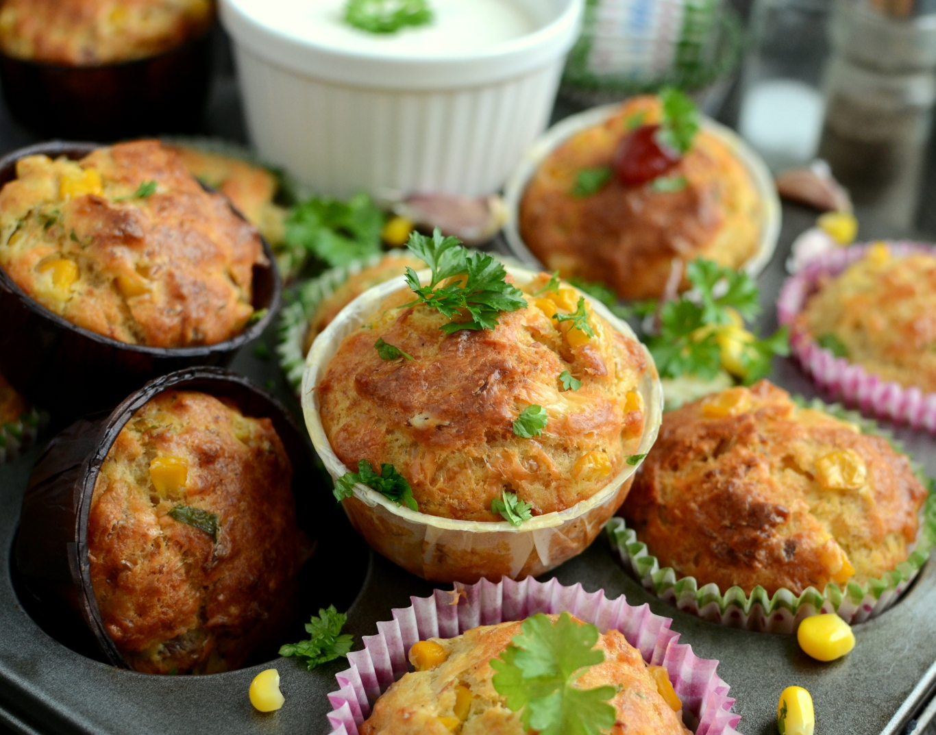 Muffinki z tuńczykiem i kukurydzą
