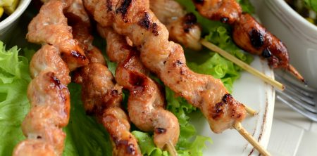 Słodko-kwaśne szaszłyki z kurczakiem