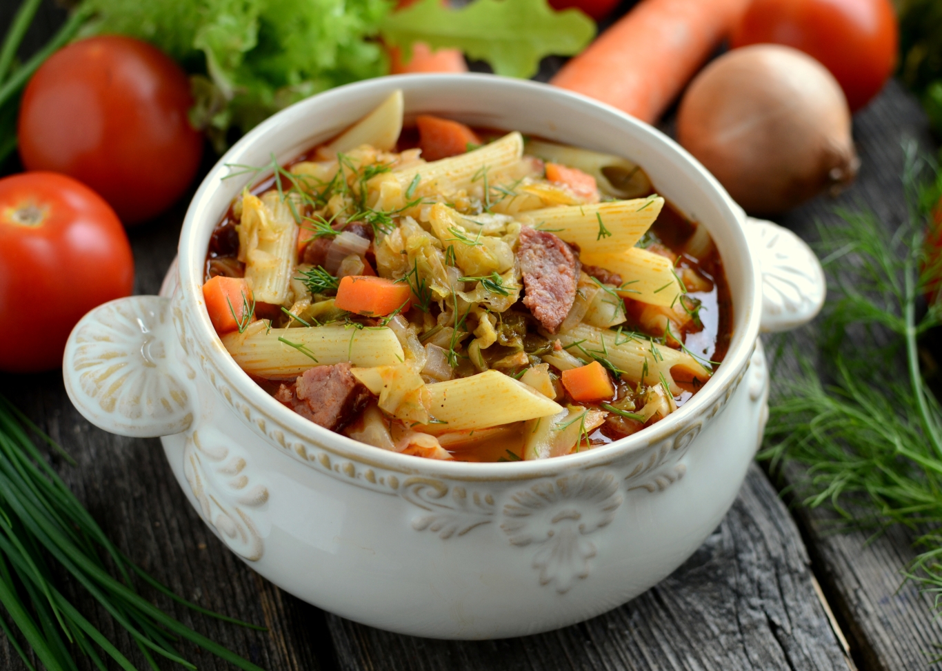 Penne z młodą kapustą