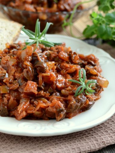 Bigos cygański z podgrzybkami