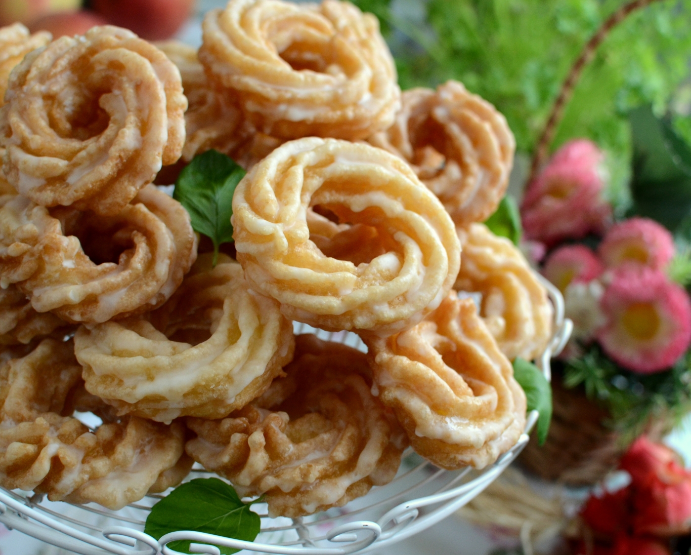 Pączki wiedeńskie z pomarańczowym lukrem (Gniazdka)