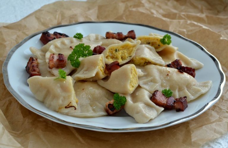 Pierogi z dynią,ricottą i szałwią