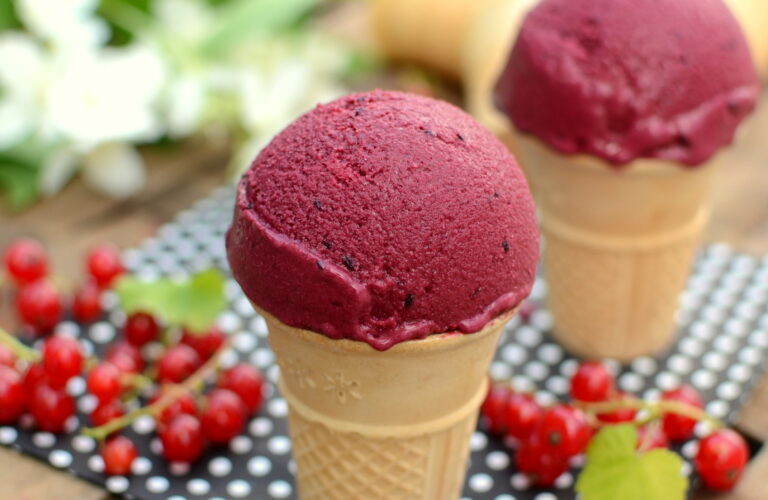 Lody porzeczkowe