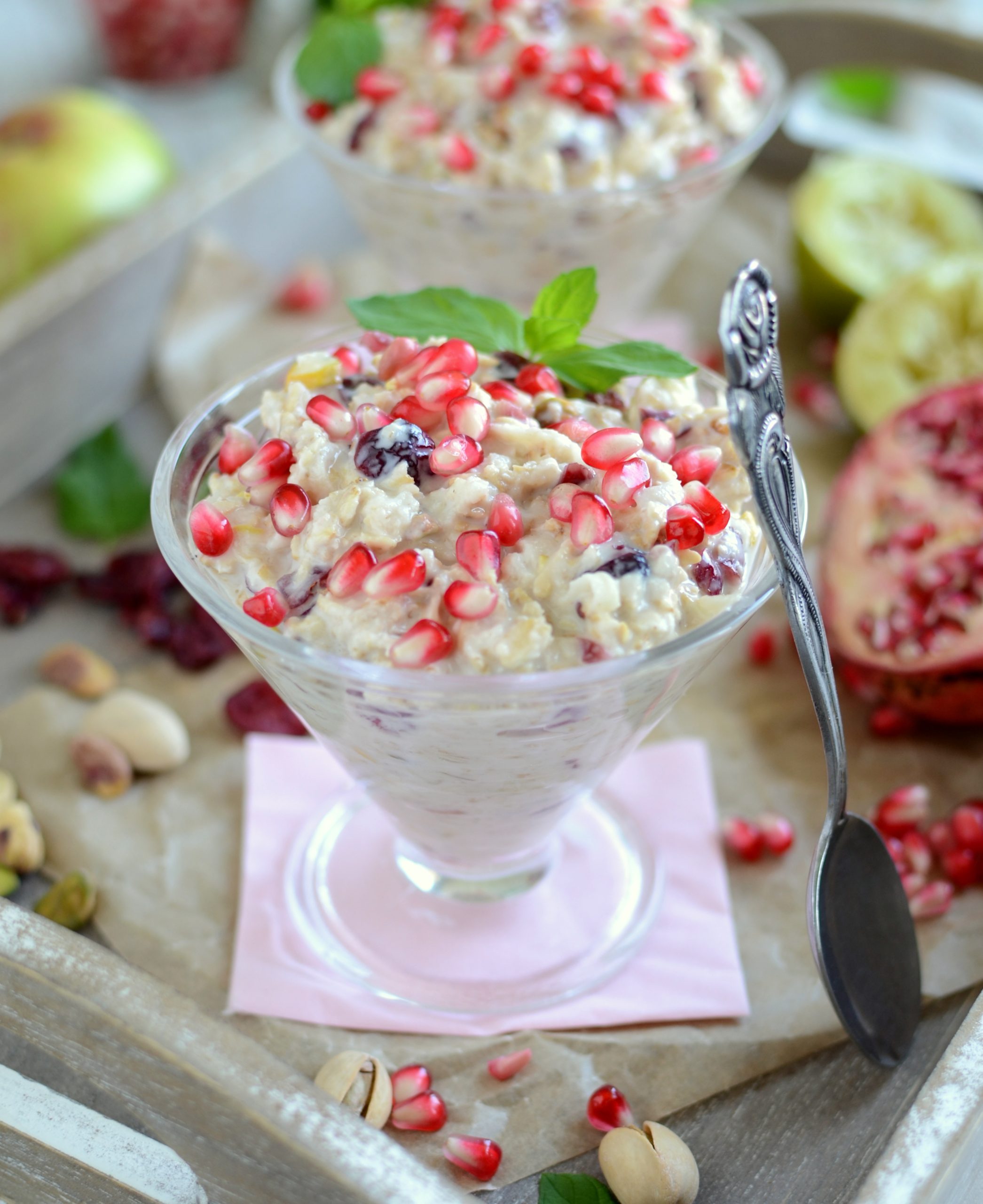 Muesli dr Birchera z jabłkiem, żurawiną i granatem