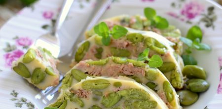 Clafoutis z bobem i tuńczykiem