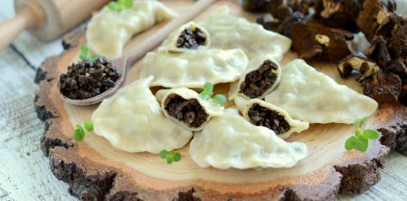 Pierogi z suszonymi grzybami