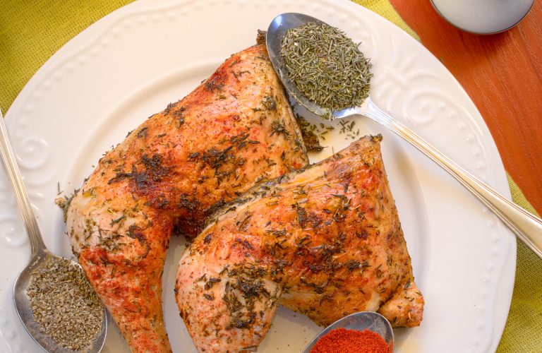 Pieczone udka z zalewy majerankowo-tymiankowej