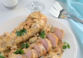 Polędwiczki z pieczarkami i suszonymi pomidorami w sosie mascarpone
