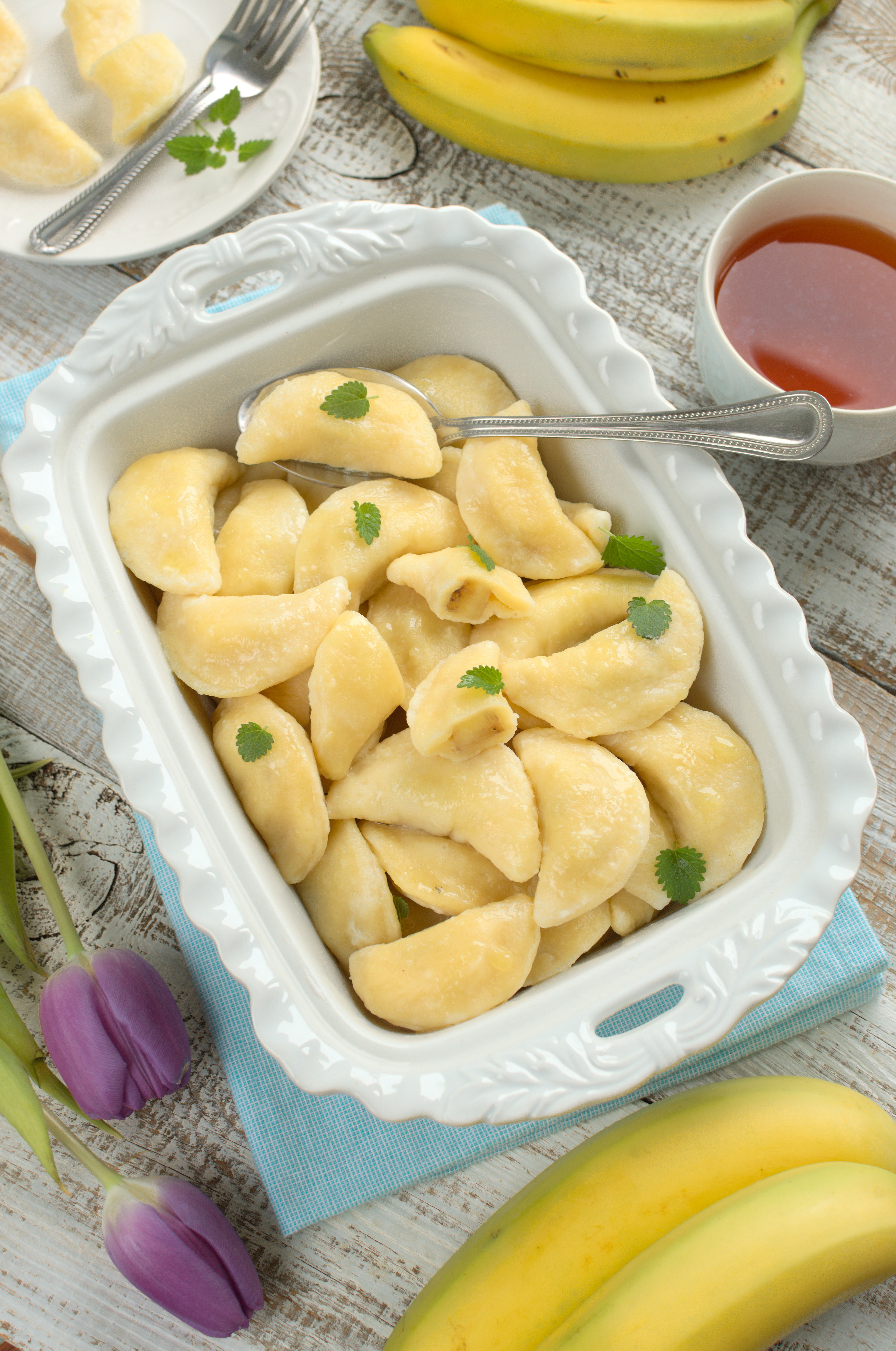 Serowe pierożki z bananem