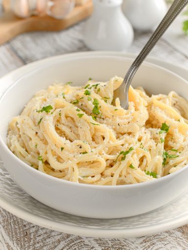 Spaghetti z sosem alfredo