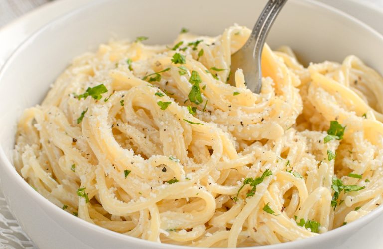 Spaghetti z sosem alfredo