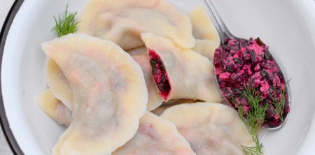 Pierogi z botwinką i ricottą
