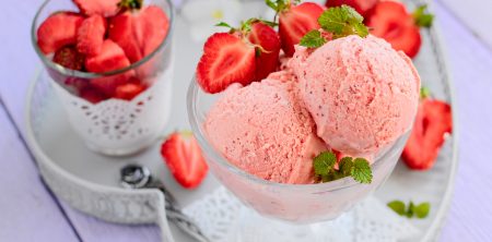 Lody truskawkowe