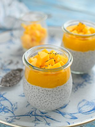 Pudding chia z bananem i mango