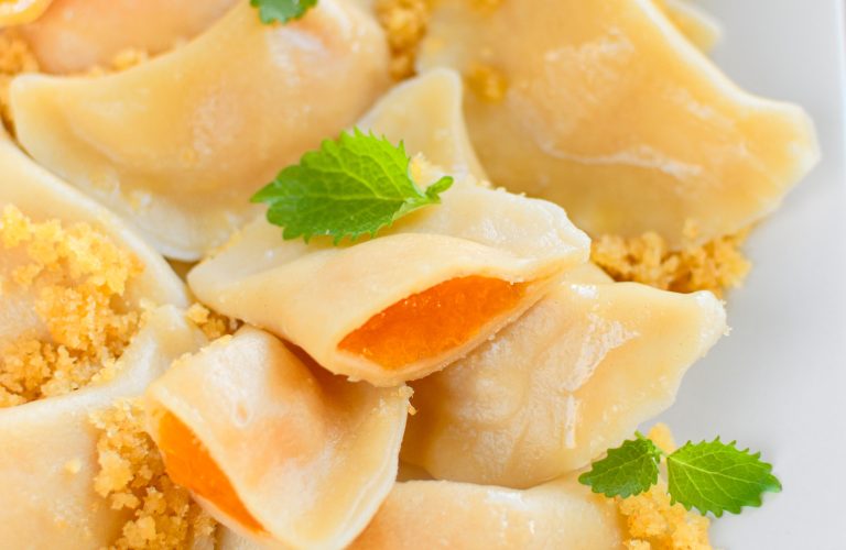 Pierogi z morelą