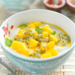 Chłopskie placuszki z sosem prawdziwkowym