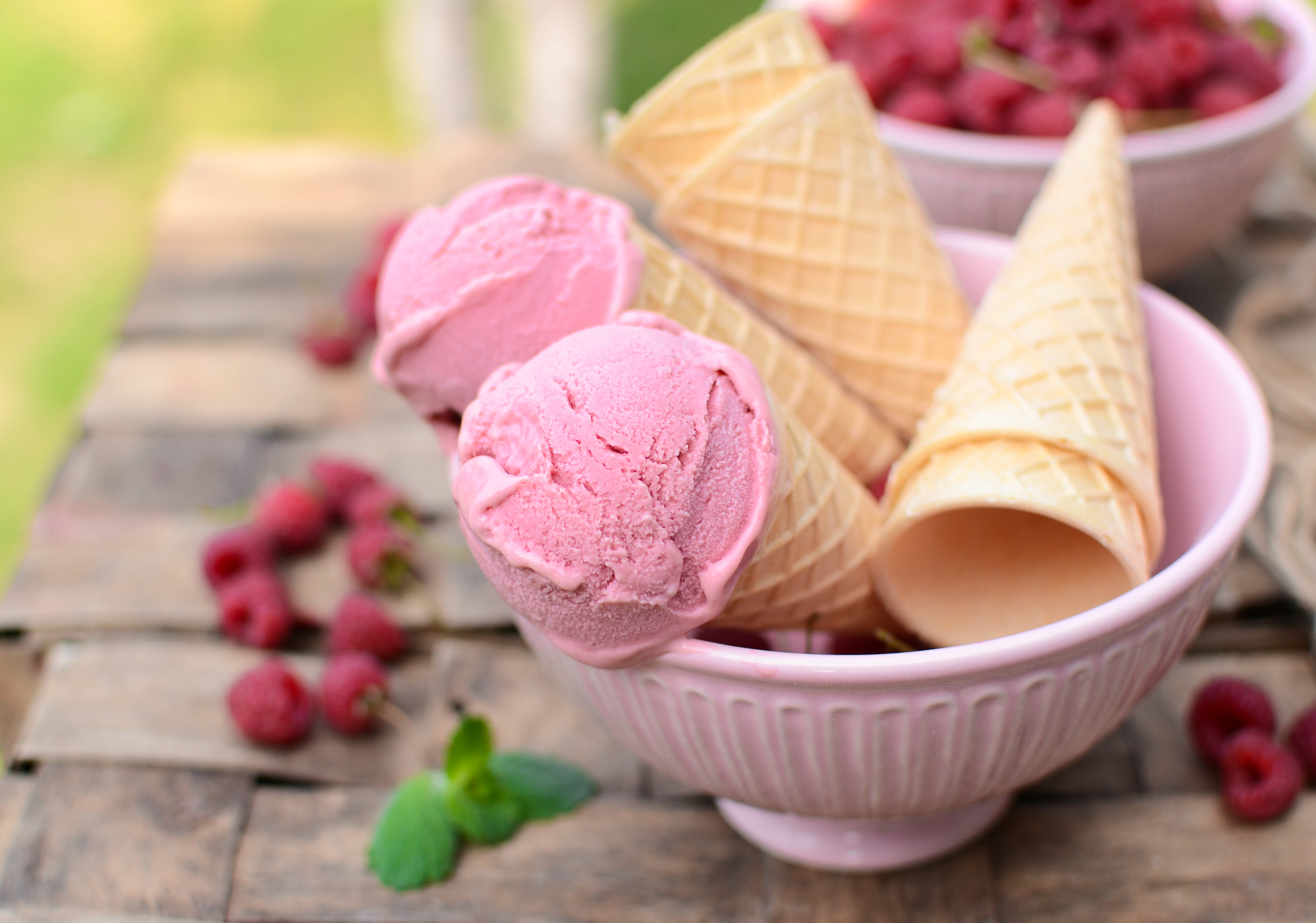 Lody malinowe
