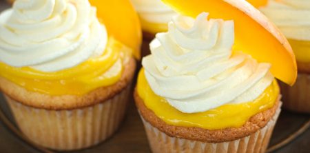 Babeczki o smaku mango lassi (Mango lassi cupcakes)