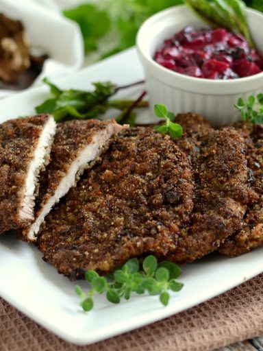 Kotlet schabowy w grzybowej panierce