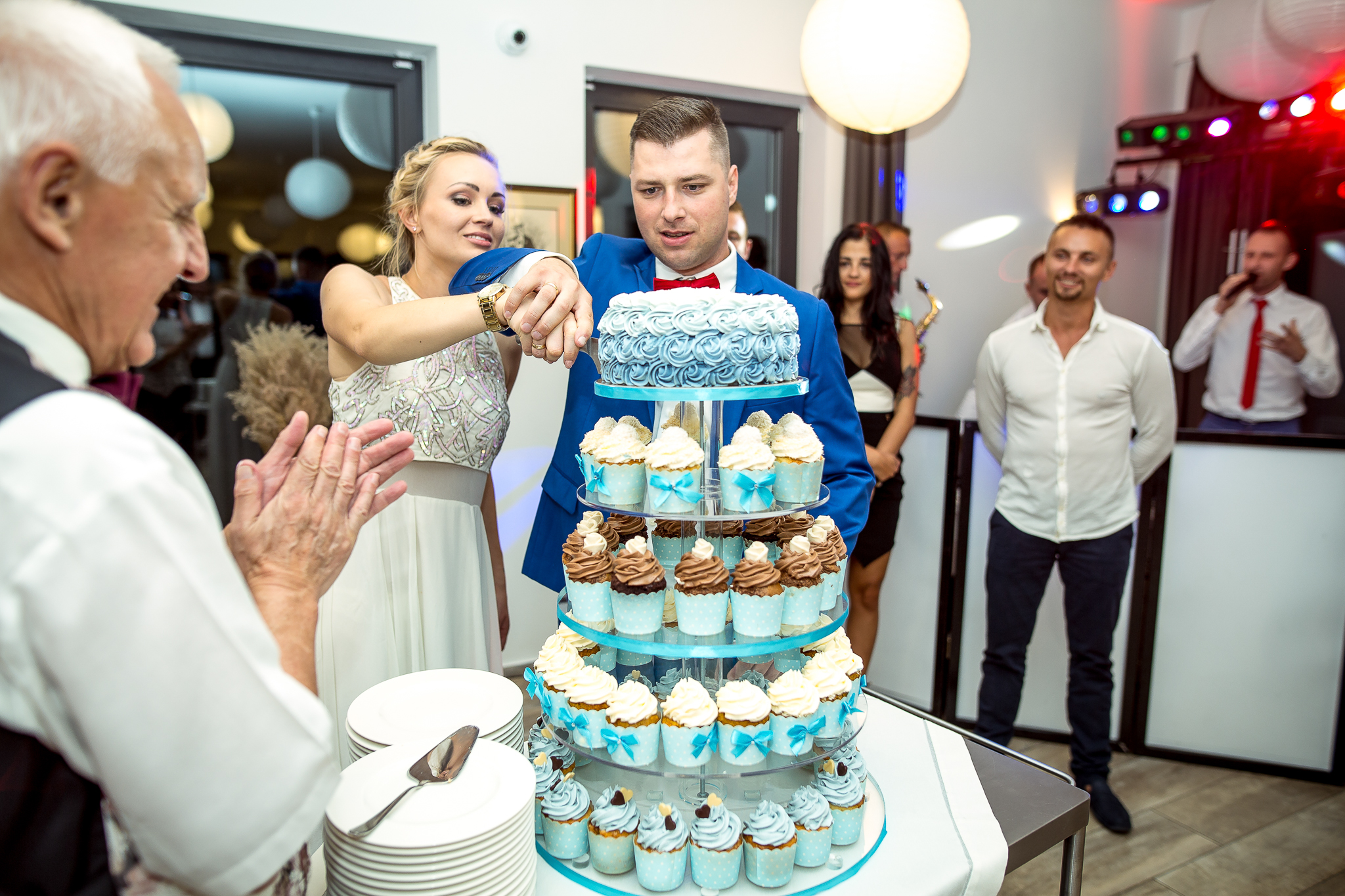 Tort cupcakes przygotowany na wesele Anity i Dawida