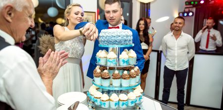 Tort cupcakes przygotowany na wesele Anity i Dawida