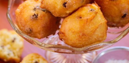 Oliebollen – pączki holenderskie