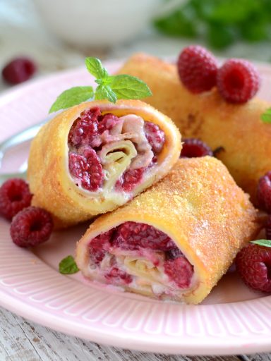 Krokiety z malinami i mascarpone