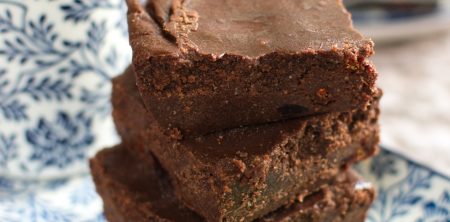 Batony tahini z jagodami goji