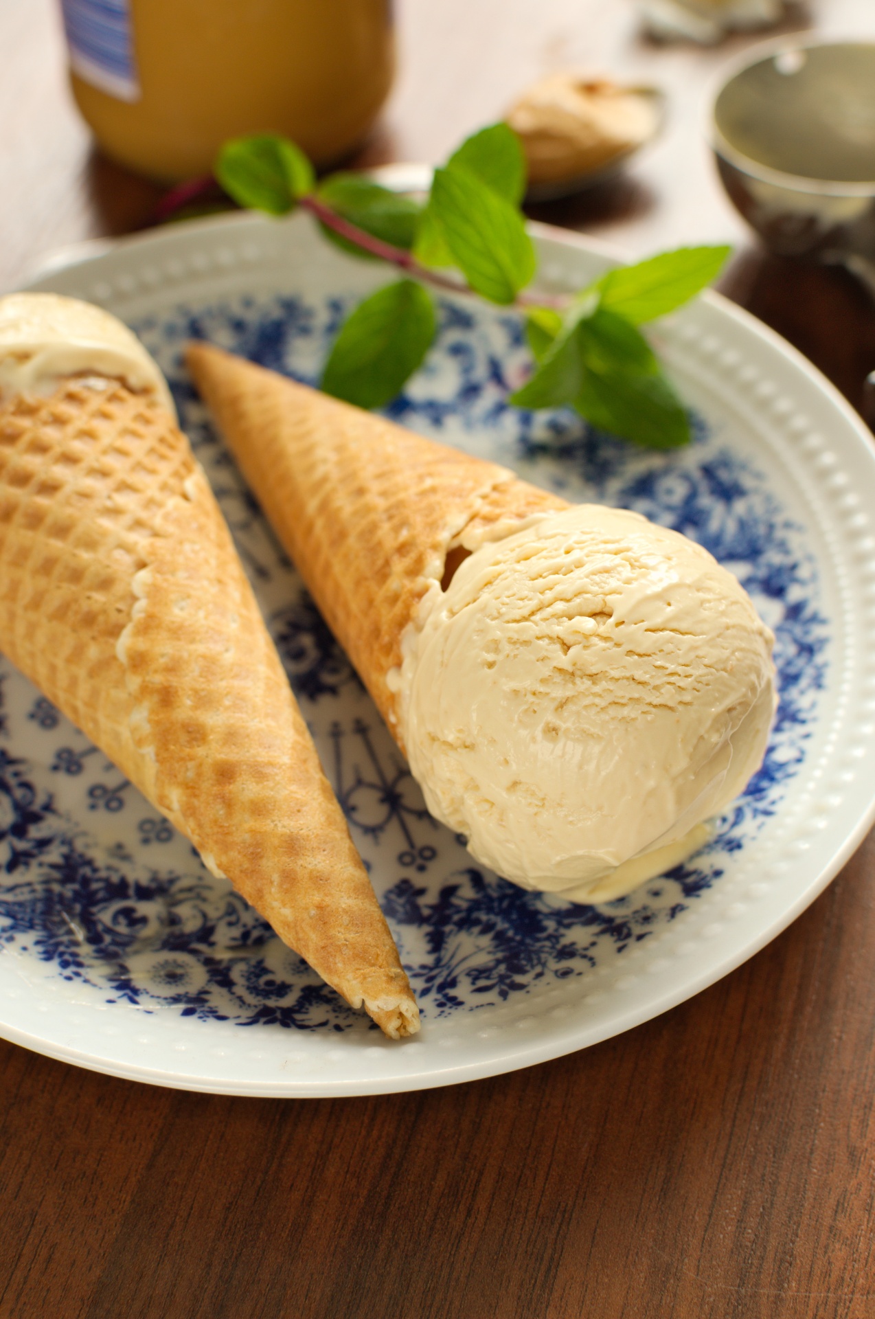 Lody z masłem orzechowym