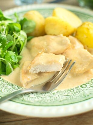 Kurczak w sosie parmezanowym