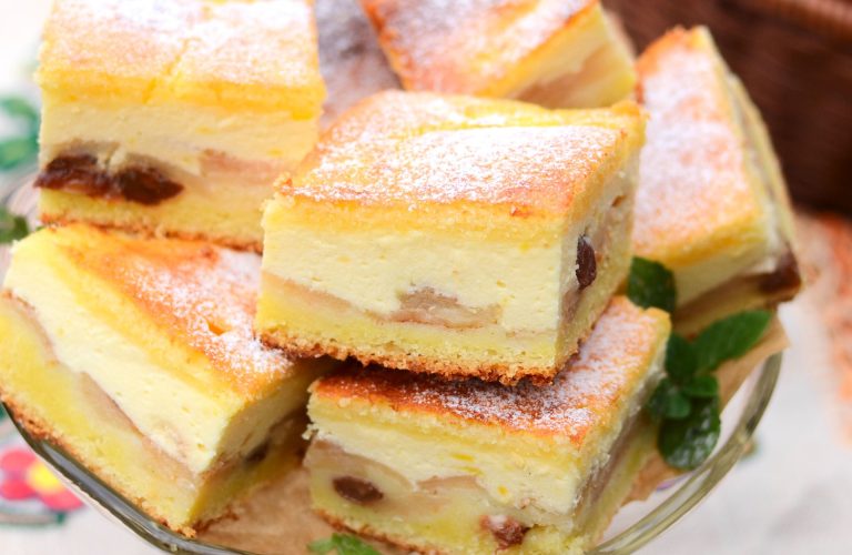 Ciasto serowo-cytrynowe z jabłkami
