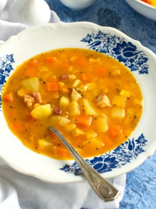 Zupa jarzynowa z dynią i boczkiem