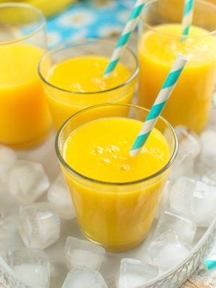 Koktajl pomarańczowy z mango i bananem