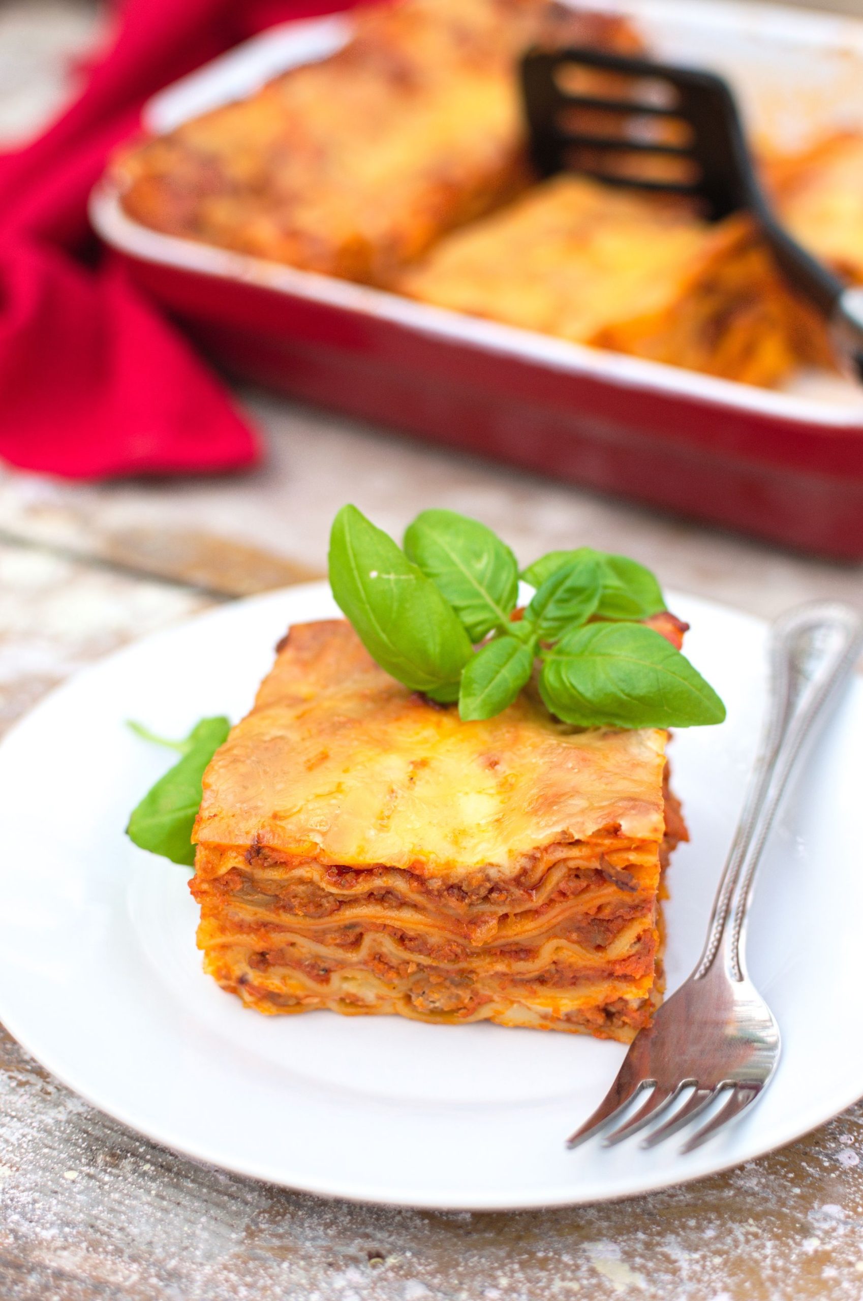 Lazania (Lasagne bolognese)