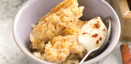 Pieczona owsianka z jabłkiem i bananem