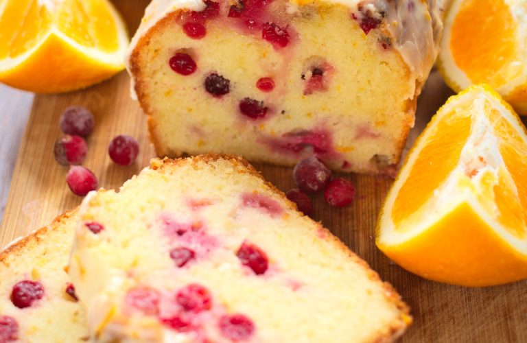 Ciasto pomarańczowe z żurawiną