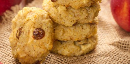 Śniadaniowe ciastka jaglane z jabłkiem