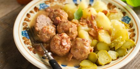 Pulpeciki w sosie  z boczkiem