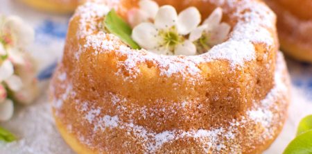 Puszyste i delikatne babeczki na kremówce