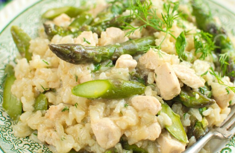 Risotto ze szparagami i kurczakiem