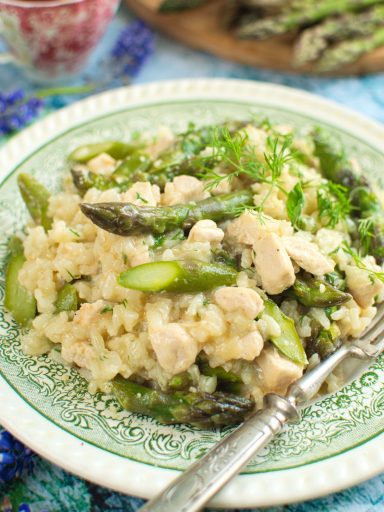 Risotto ze szparagami i kurczakiem