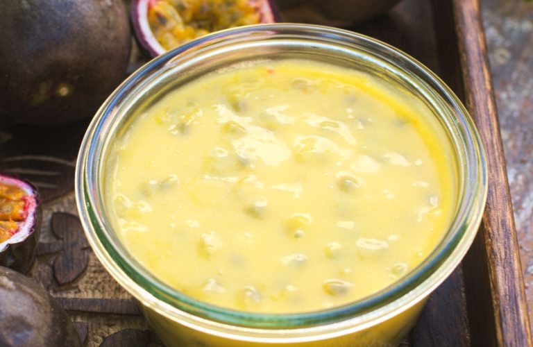 Krem z marakui (Passionfruit curd)